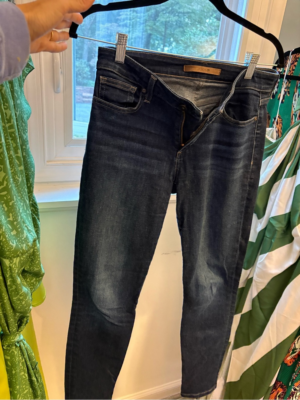 Joes Jeans-- Women’s Dark Wash Skinny Jeans - Classic Slim Fit